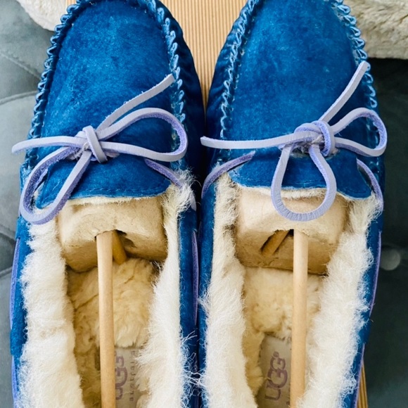 SOLD❗️FINAL PRICE!/UGG Australia Women’s Dakota Slippers Size8/PREOWNED/LIKE NEW - Picture 8 of 14